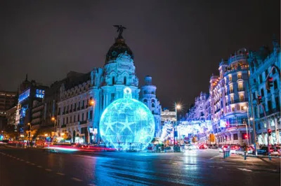 Madrid's Christmas Magic: A Festive Walking Tour