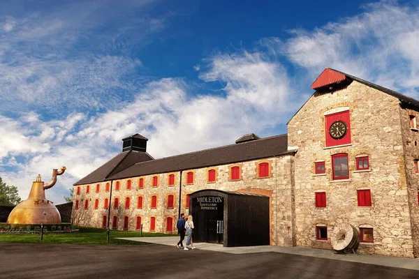 Jameson Whiskey: Midleton Distillery Tour & Tasting