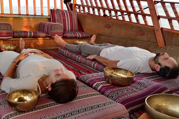 Dubai Abra Retreat: Romantic Emirati Boat Meditation Under Burj Khalifa