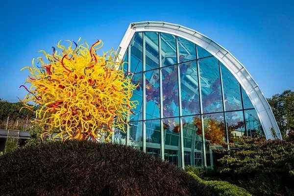 Chihuly Garden and Glass: Seattle's Artful Escape