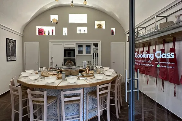 Royal Delights: Neapolitan Cooking Class in a Bourbon Palace