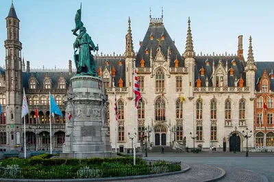 Bruges Self-Guided Walking Tour: Discover Medieval Charm