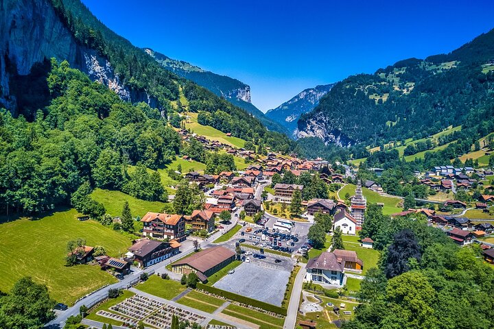 https://images.dyvarcity.com/experience-images/dyvarcity_5dfad6e32c6d966e8f977bd16_b3.jpg