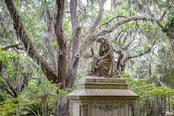 Savannah: Bonaventure & Wormsloe - History & Cookies!