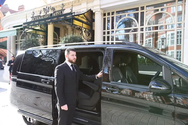 Paris Airport Transfer: Private Ride to Your Hotel