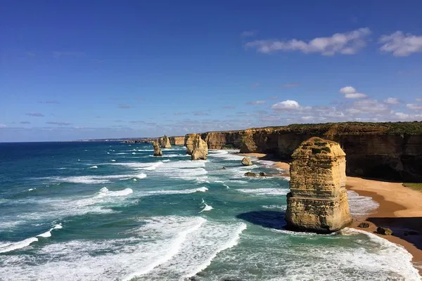 Great Ocean Road Tour: See 12 Apostles Without Crowds