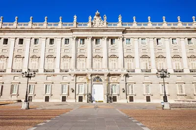 Madrid: Royal Palace & Old Town Skip-the-Line Walking Tour