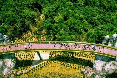 Da Nang Delights: Private Car to Golden Bridge & Marble Mountain Adventure