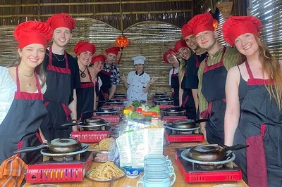 Hoi An's Tra Que Village: Farm, Feast & Feel-Good Experience!