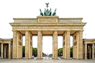 Berlin's Iconic Landmarks: A Whirlwind Private Shore Excursion