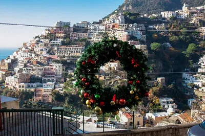 Enchanting Christmas in Positano: A Festive Cultural Walk