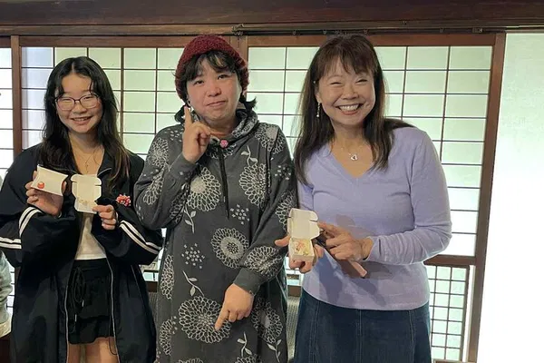 Osaka Kanzashi Workshop: Craft Your Own Tsumami Zaiku!