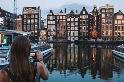 Amsterdam After Dark: Capture the City's Soul with a Pro Photographer