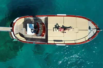 Capri Boat Tour: Cruise, Swim & Blue Grotto!