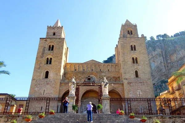Cefalù Walking Tour & Cathedral Mosaics