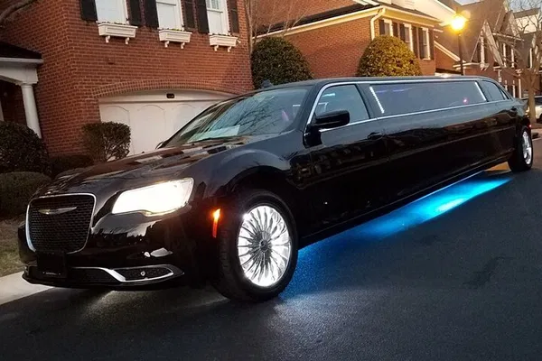 Las Vegas Strip Star Night: Luxury Limo Ride with Champagne!