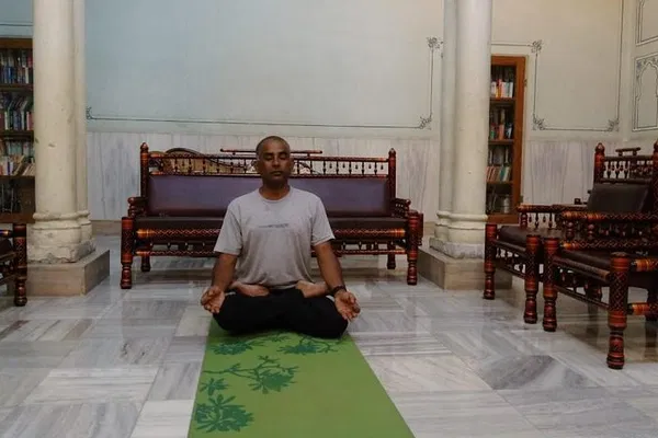 Find Your Inner Peace: Heritage Yoga in Jaipur with Expert Guidance
