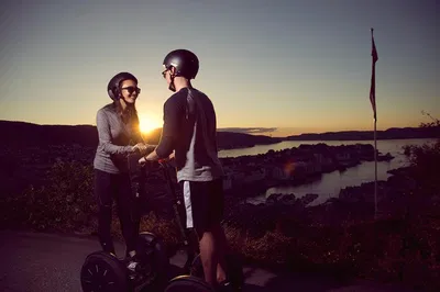 Bergen by Night: Segway Adventure to Mount Fløyen's Peak