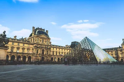 Unlock History: Private Paris to Bayeux Transfer with Caen Stop