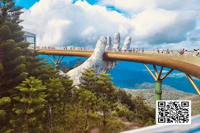 Ba Na Hills: Golden Bridge Sunset & French Village Adventure