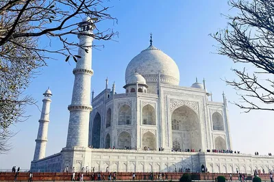 Enchanting Agra: A Whirlwind Day Trip to the Taj Mahal from Jaipur