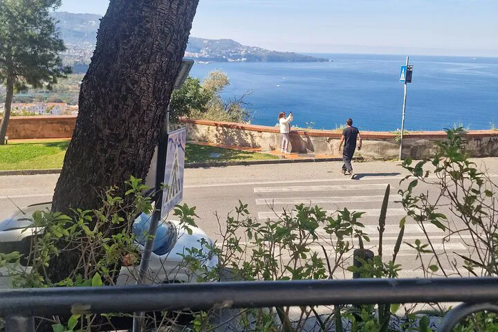 img0