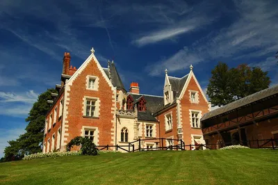 Loire Valley Dream: Private Châteaux & Royal History from Paris