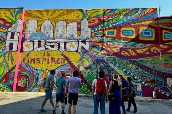 Houston Walking Tour: History, Art & Hidden Gems