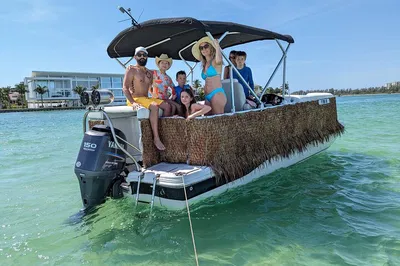 Siesta Key Private Boat Tour: Beaches & Wildlife!