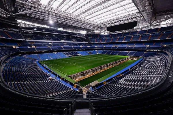 Bernabeu Stadium Tour: Step into Real Madrid History!