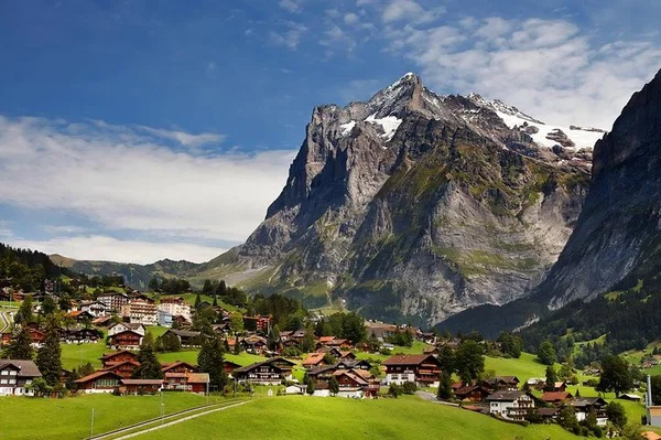 Alps Day Trip: Interlaken & Grindelwald from Zurich