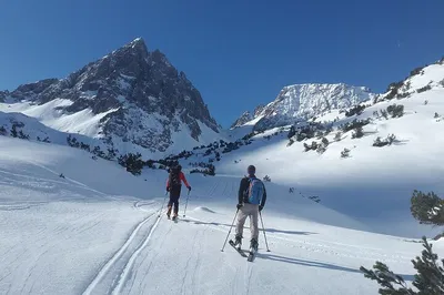 Stress-Free Alps Transfer: Zurich to Val Thorens Private Ride!