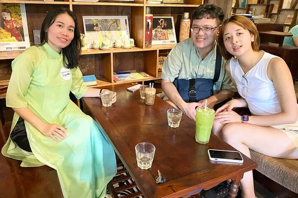 Saigon Scooter Adventure: Unseen City & Street Food