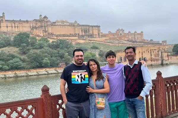 Discover Jaipur's Majesty: A Personalized Full-Day Tour