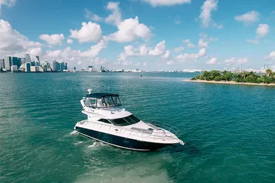 Miami Yacht Rental: FREE Hour, Up to 13 Guests!