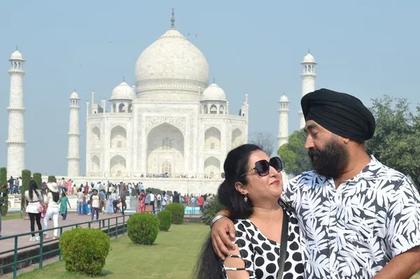 Unveiling the Taj Mahal: A Private, In-Depth Guided Tour