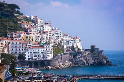 Naples Transfer: Amalfi & Ravello Private Car Service