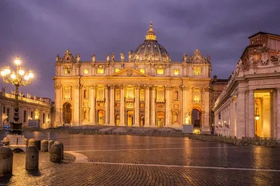 Unlock St. Peter's Basilica: Audio Tour & Holy Door Entry