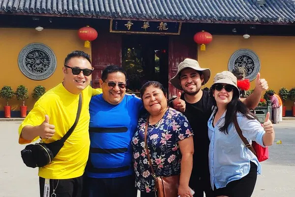 Unveiling Shanghai's Charm: A 2-Day Private Adventure Through Time and Culture