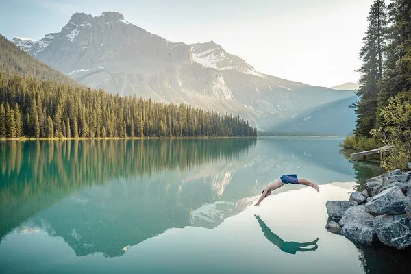 Banff's Best: Discover Iconic Lakes, Falls & Canyons in a Day!