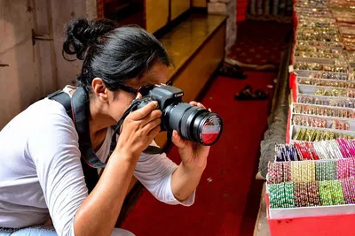 Capture Delhi's Soul: An Immersive Street Photography Tour