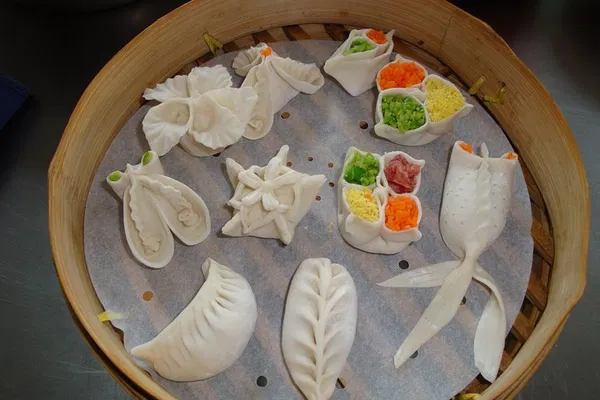 Shanghai Dim Sum: Private Cooking Class & Tasty Meal!