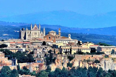 Unveil Medieval Italy: A Private Day Trip to Orvieto & Civita from Civitavecchia