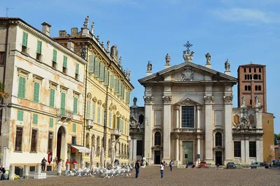 Mantua Day Trip from Milan: Private Tour