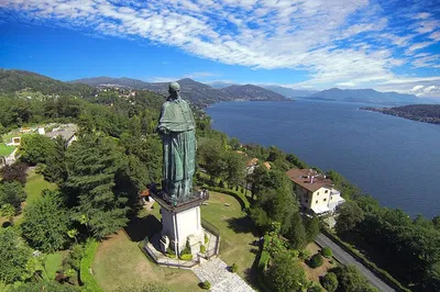 Arona Art, Wine & Lake Maggiore Views: An Exclusive Italian Escape