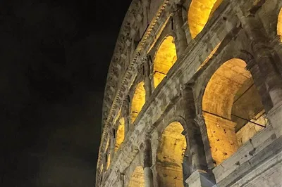 Rome at Night: An Intimate Illuminated Sightseeing Adventure