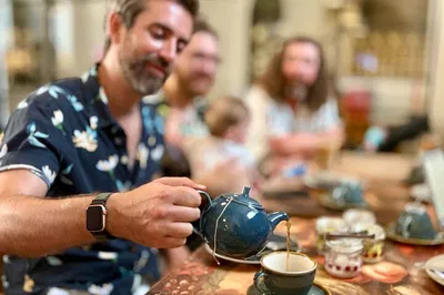 Greenwich Food Tour: Painted Hall, Gin & History