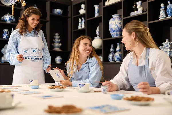 Paint Your Own Delft Blue Tile in Amsterdam!