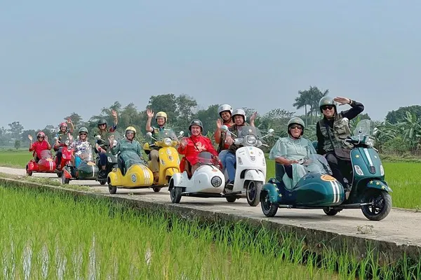 Hanoi Countryside Unveiled: A Sidecar Food & Culture Expedition
