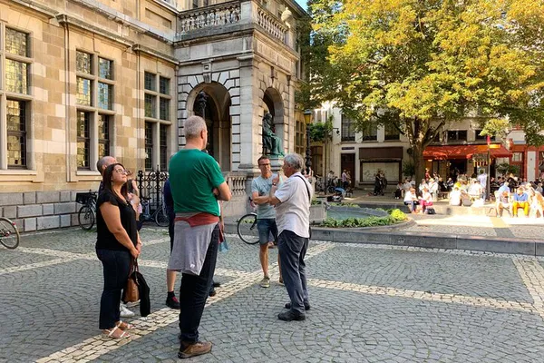 Antwerp Highlights: Guided Walking Tour
